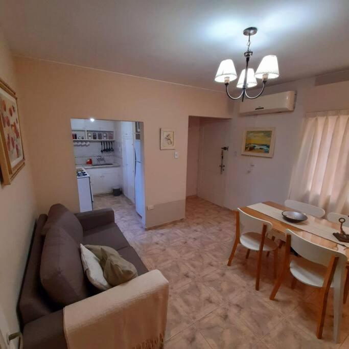¨Las Mayólicas¨ Hermoso Depto con patio español Mendoza Exterior foto